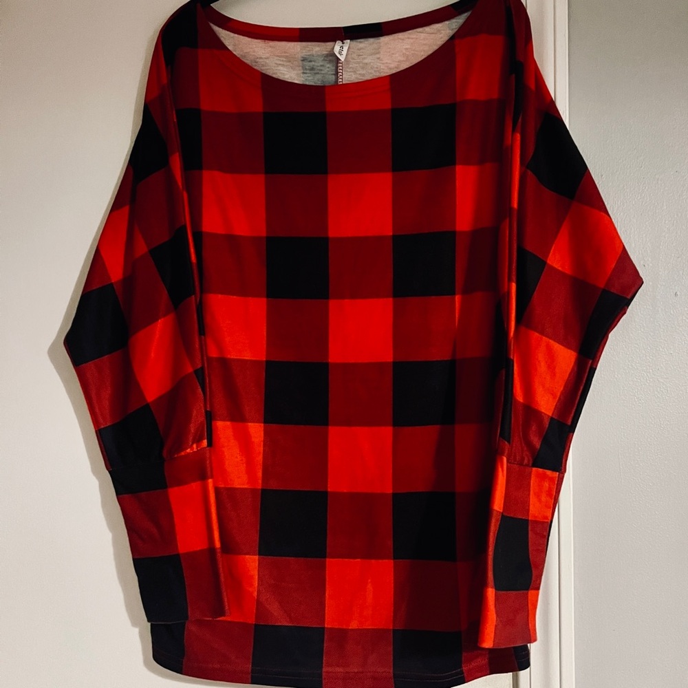 Petsky | Buffalo Plaid Oversized Top | Tapered Sleeves | Women’s | Small